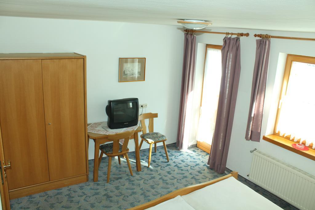 Appartement Pension Grasser 바트키르히하임 객실 사진