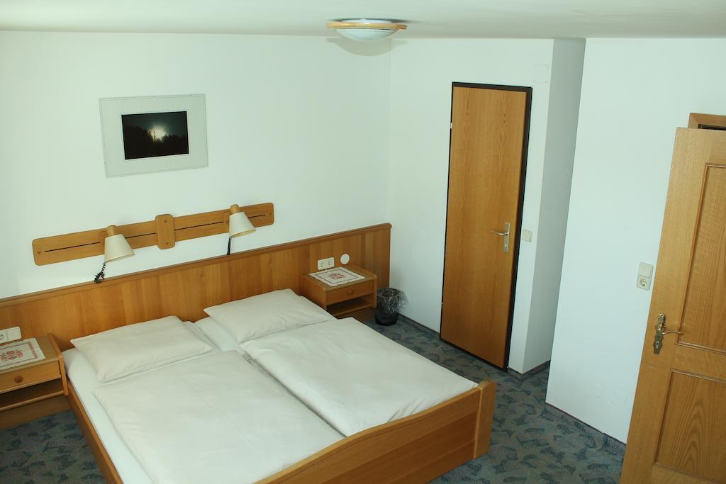 Appartement Pension Grasser 바트키르히하임 외부 사진