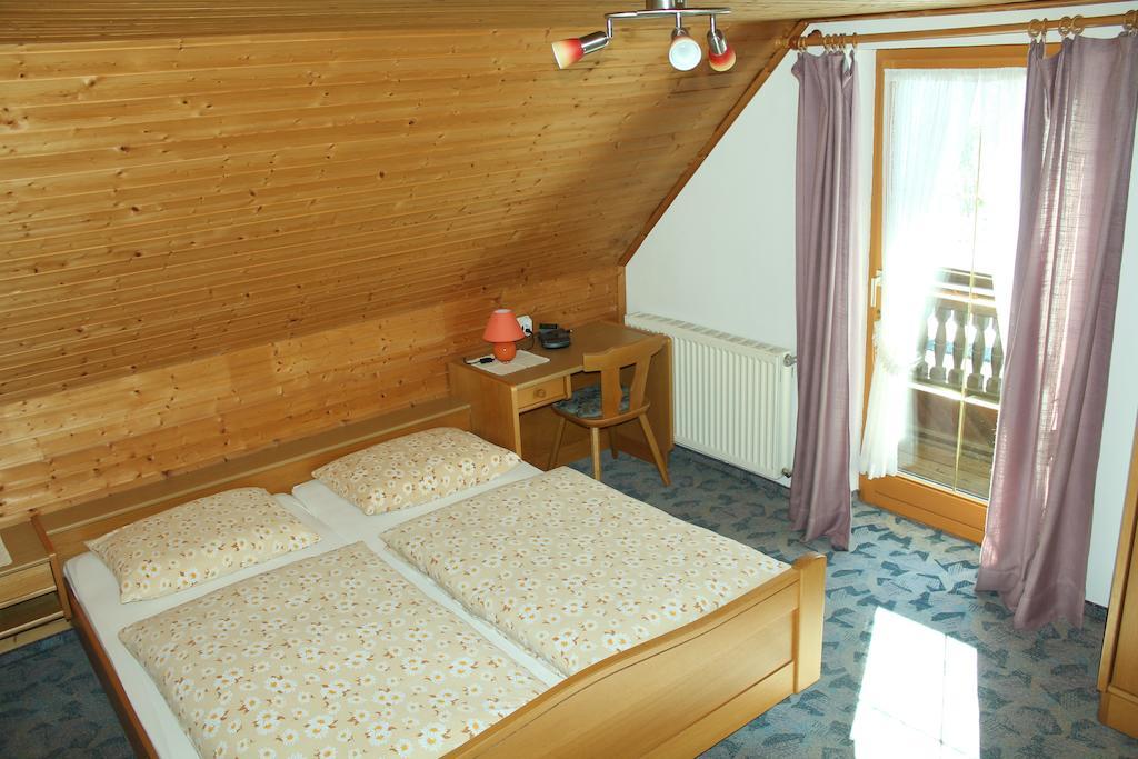 Appartement Pension Grasser 바트키르히하임 객실 사진